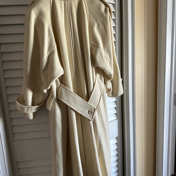 Coat longe beige red carpet coat from Kemper - Picture 4 of 12